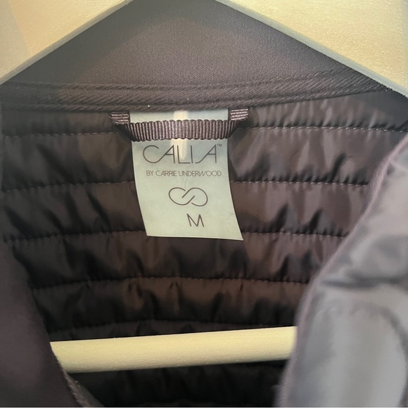 CALIA Full Zip Hybrid Jacket - Picture 9 of 9